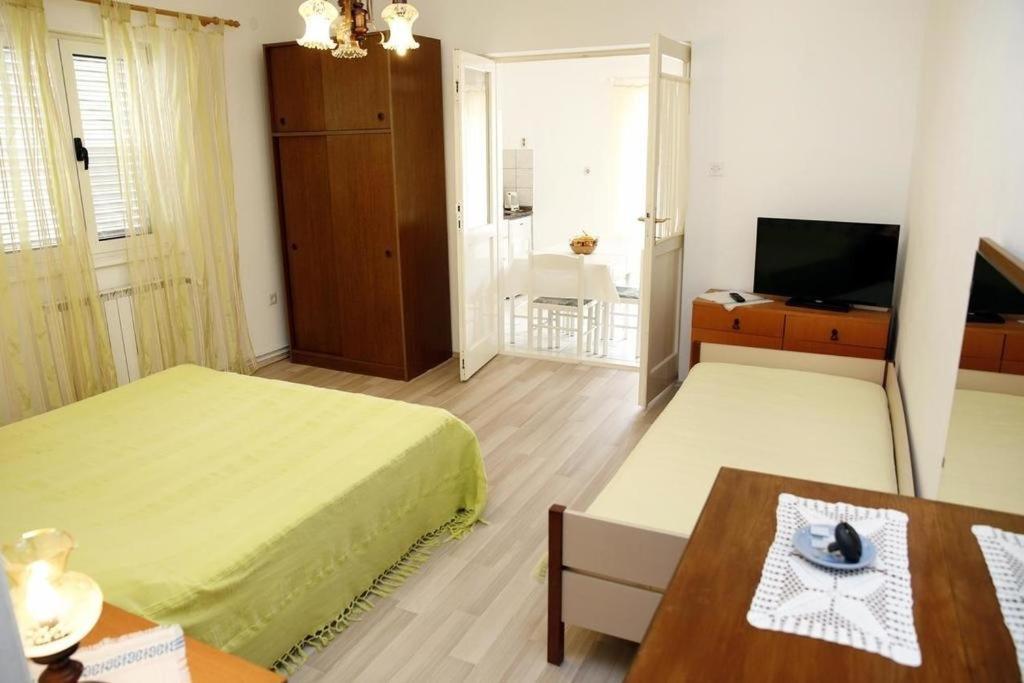 Apartment Plava Plaza Водице Экстерьер фото